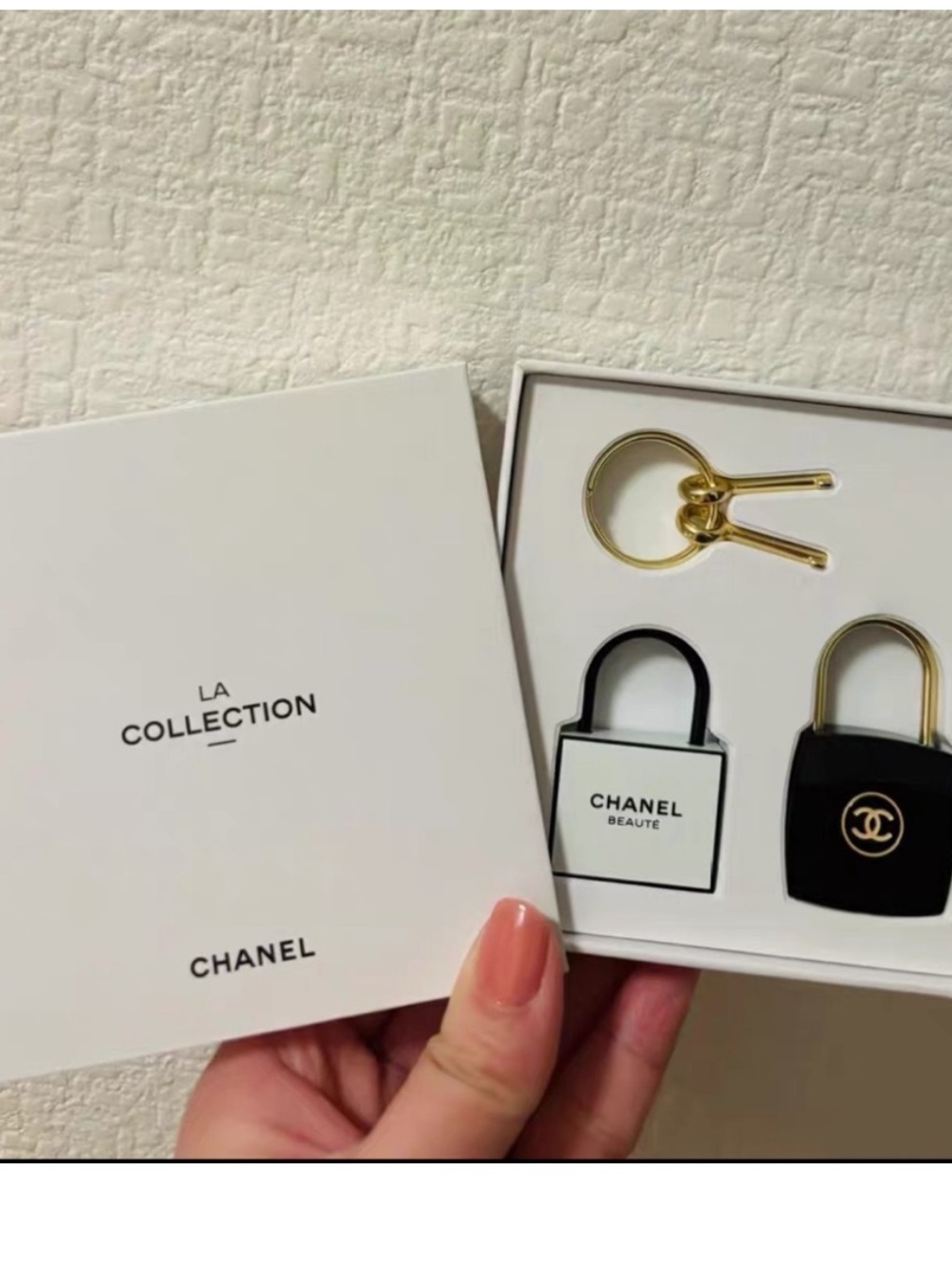 Chanel beauty gift lock and key set
